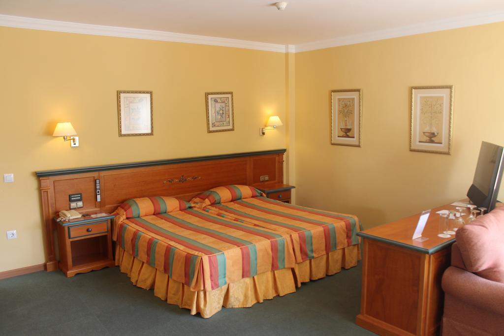 Hotel Tamisa Golf 米哈斯 外观 照片