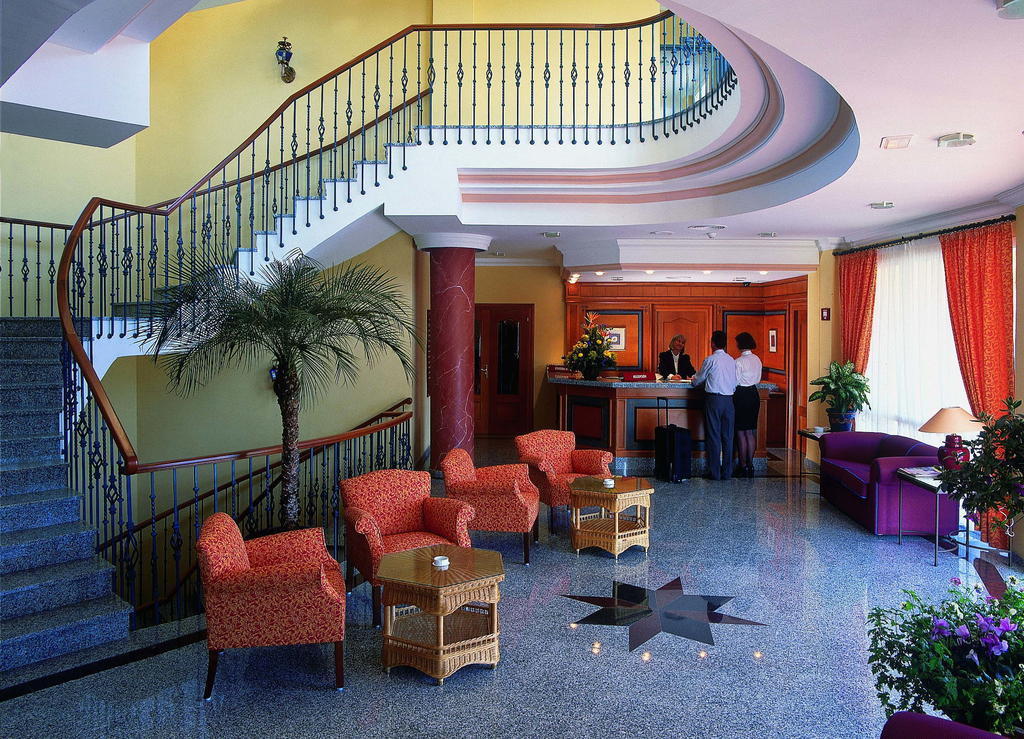 Hotel Tamisa Golf 米哈斯 外观 照片